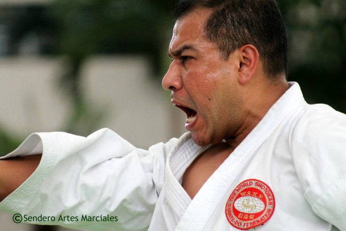 Agradecido y emocionado, se mostró Sensei Ricardo ‘Mata’ González Guerrero, tras haber sido convocado para ser parte del equipo de entrenadores de la Selección Mexicana de Karate para el XXIX Campeonato Panamericano de Karate Sub 14, Cadetes, Junior y Sub 21 Río de Janeiro 2018.