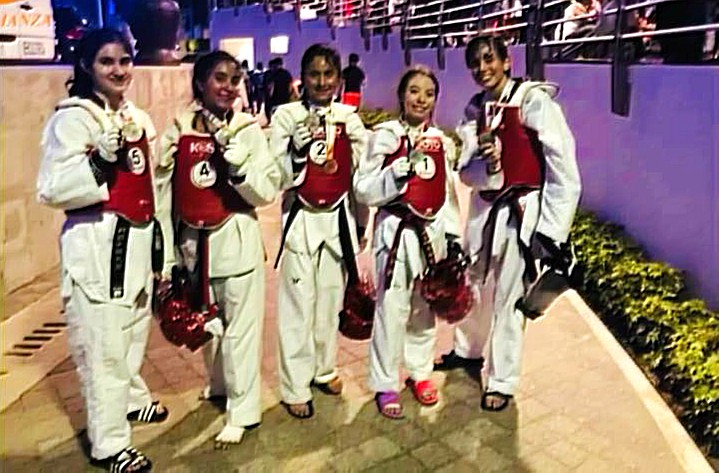 Integrantes Selección de Taekwondo CDMX.