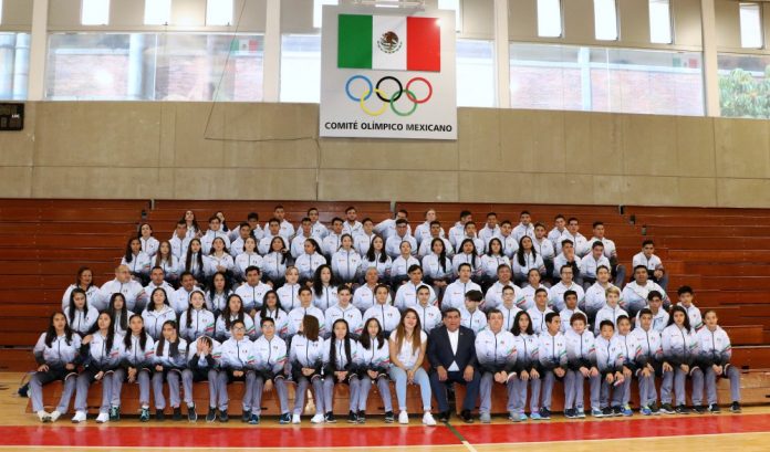 Con gran actitud y deseos de victoria, la Selección Mexicana de Karate partió para el XXIV Campeonato Panamericano Cadete, Junior y Sub-21, Río de Janeiro 2018.