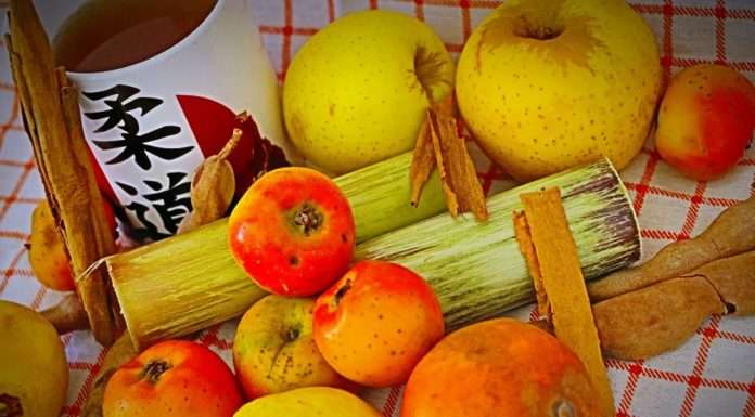 Ponche de frutas: El aliado natural para fortalecer tu salud y rendimiento deportivo esta temporada