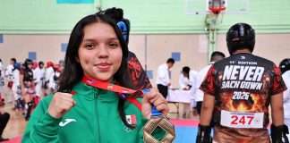 Kelly Pliego: Del Oro Centroamericano al corazón de su Familia Marcial en la CDMX Kelly Pliego, medallista de oro en el Centroamericano 2026, con su presea y uniforme de la Selección Mexicana