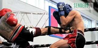 El Kickboxing asegura tres disciplinas oficiales para los Juegos Europeos Estambul 2027 Peleadores de Kickboxing en intercambio de Full Contact sobre el ring durante un torneo oficial de la WAKO México. Archivo Sendero Artes Marciales.