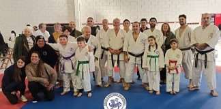 Escuela Shotokan Maldonado logra medallero perfecto en el Torneo ISKF Uruguay 2026 Delegación de la Escuela Shotokan Maldonado celebrando el podio completo en el Torneo ISKF Uruguay 2026.