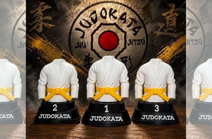 Judokata premiará con trofeos únicos a los dojos con mayor puntuación en su Torneo de Aniversario y Selectivo CDMX Trofeos exclusivos en forma de uwagi para los dojos con mayor puntuación general en el Torneo de Aniversario Judokata.