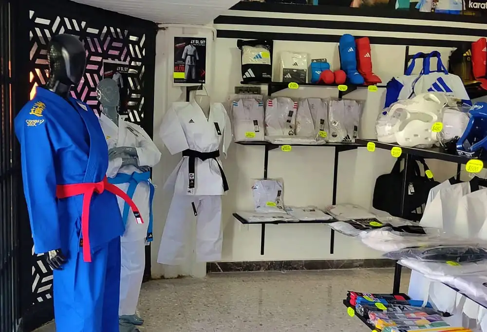 Adidas Combat-Shop Guadalajara, Cortesía.