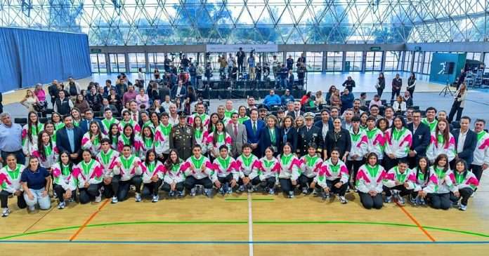La delegación mexicana fue abanderada rumbo a Dakar 2026, justa que contará con el debut olímpico del Wushu, además de Judo, Taekwondo y Karate.